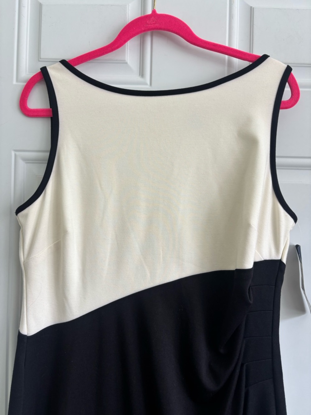 ❤️2/$15 or 3/$21❤️NWT Chaps Black and Cream Sleeveless Dress, Size 16 - Picture 3 of 9
